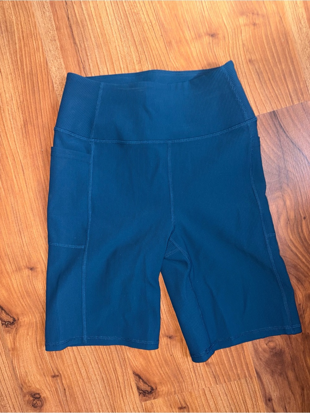 Skechers Deep Teal Ribbed High-Waist Bike Shorts with Pocket